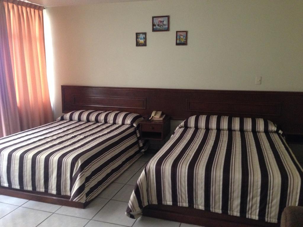 Hotel Plaza Sahuayo Екстериор снимка