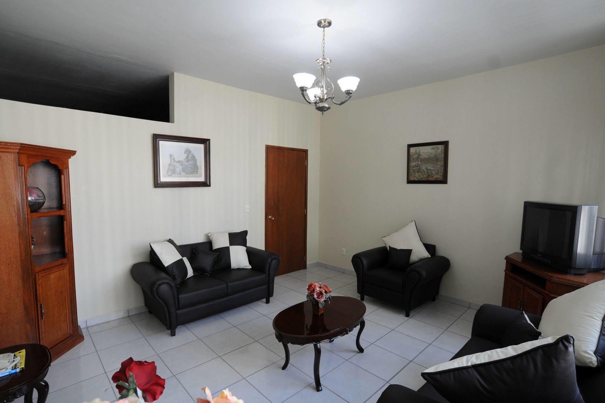 Hotel Plaza Sahuayo Екстериор снимка