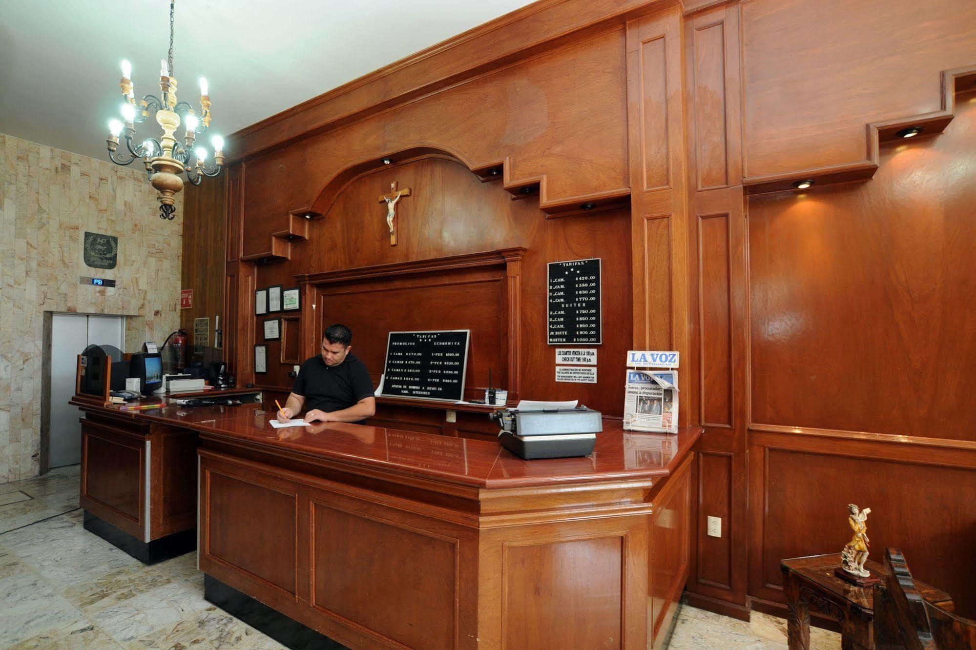 Hotel Plaza Sahuayo Екстериор снимка